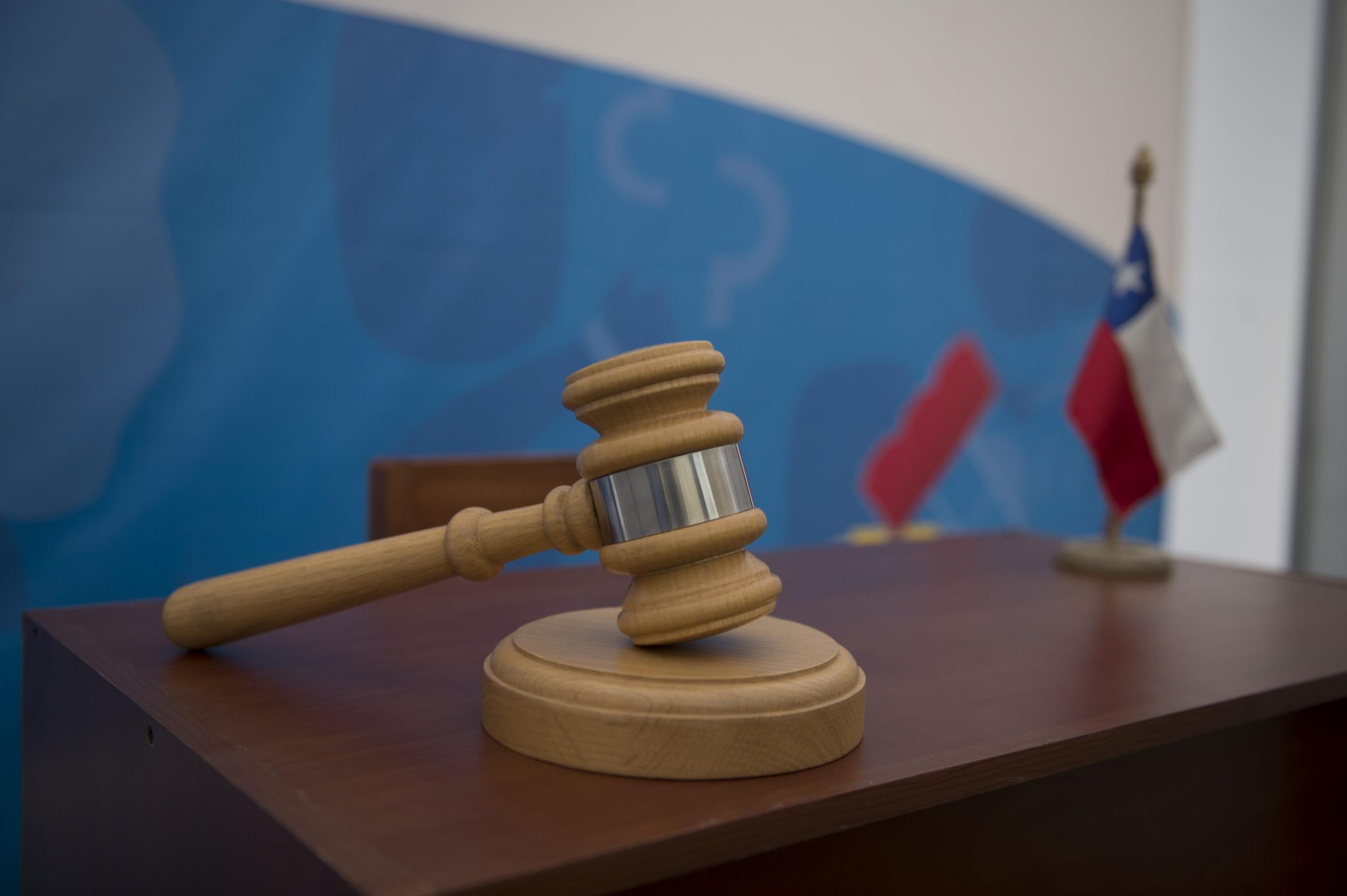 Tribunal de San Felipe condena a sujeto por tráfico y lesiones contra detective