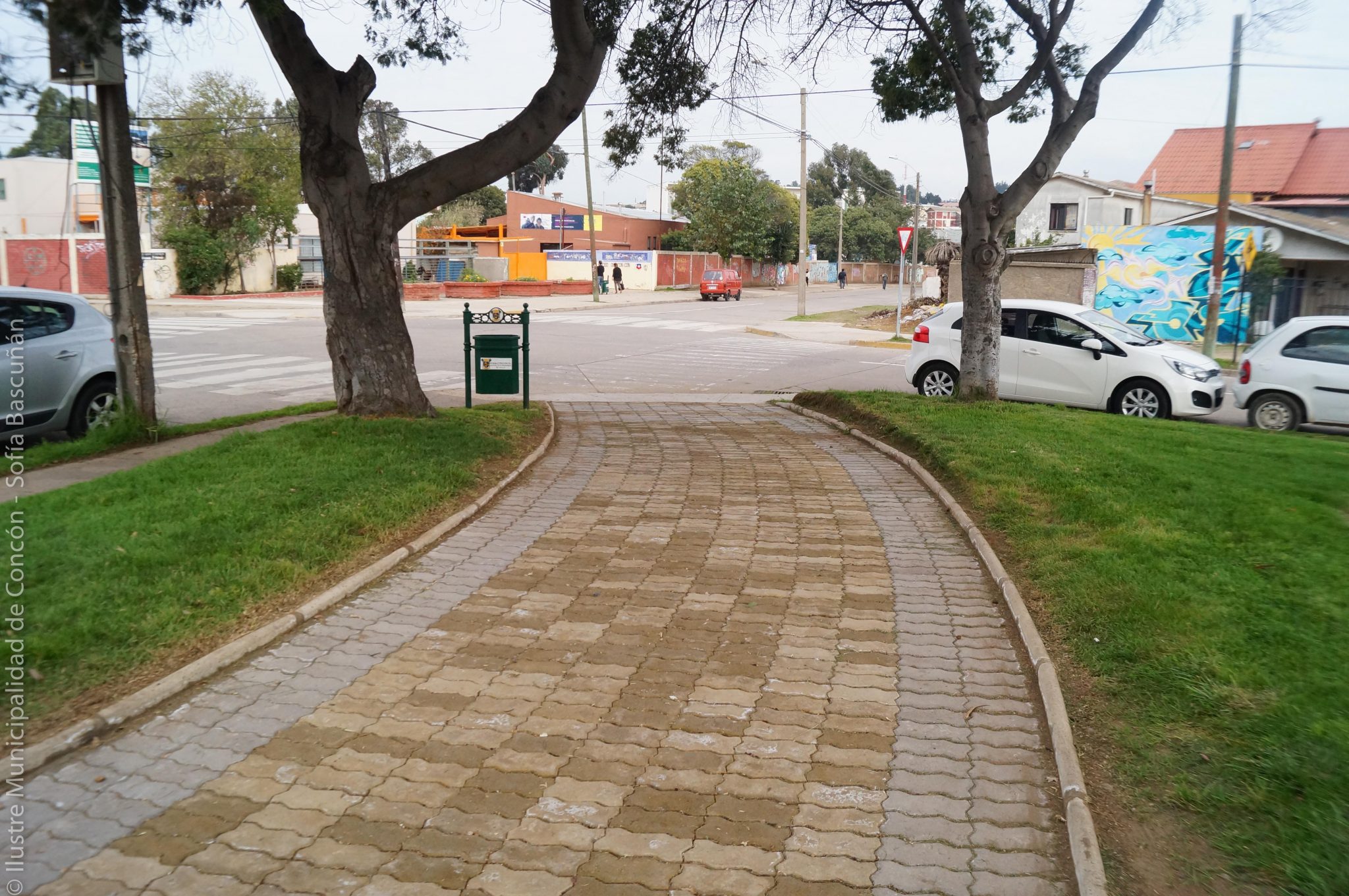 Municipio de Concón avanza en reparación de aceras para accesos de personas en situación de discapacidad