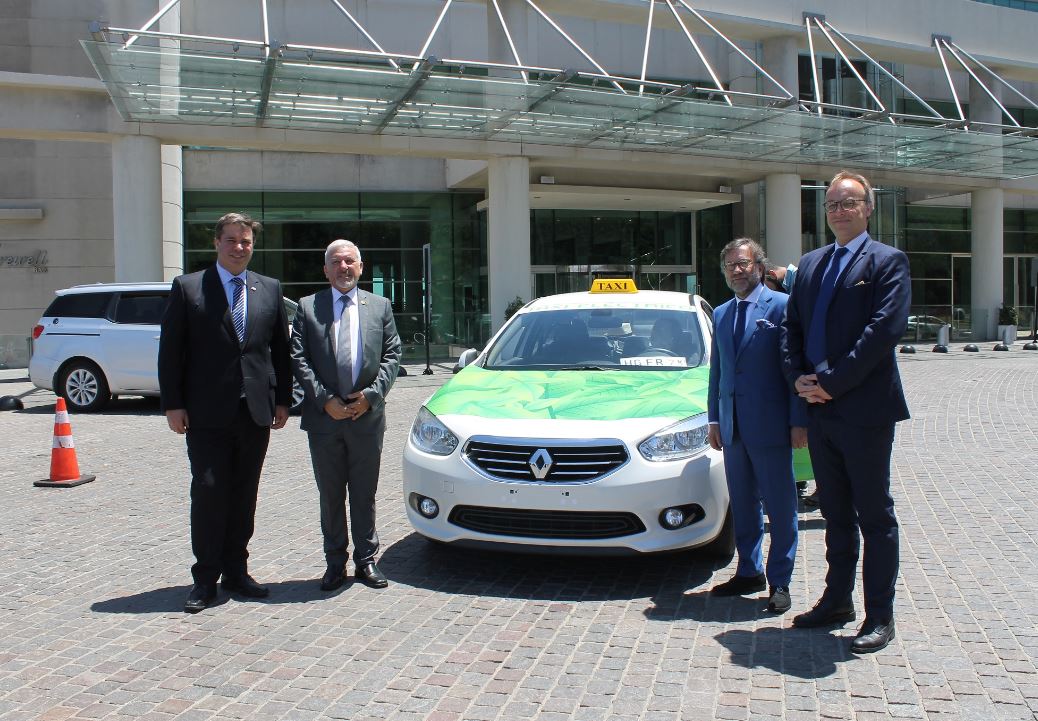 Seremis de Transportes y Energía anuncian 120 cupos para taxis eléctricos en la región de Valparaíso