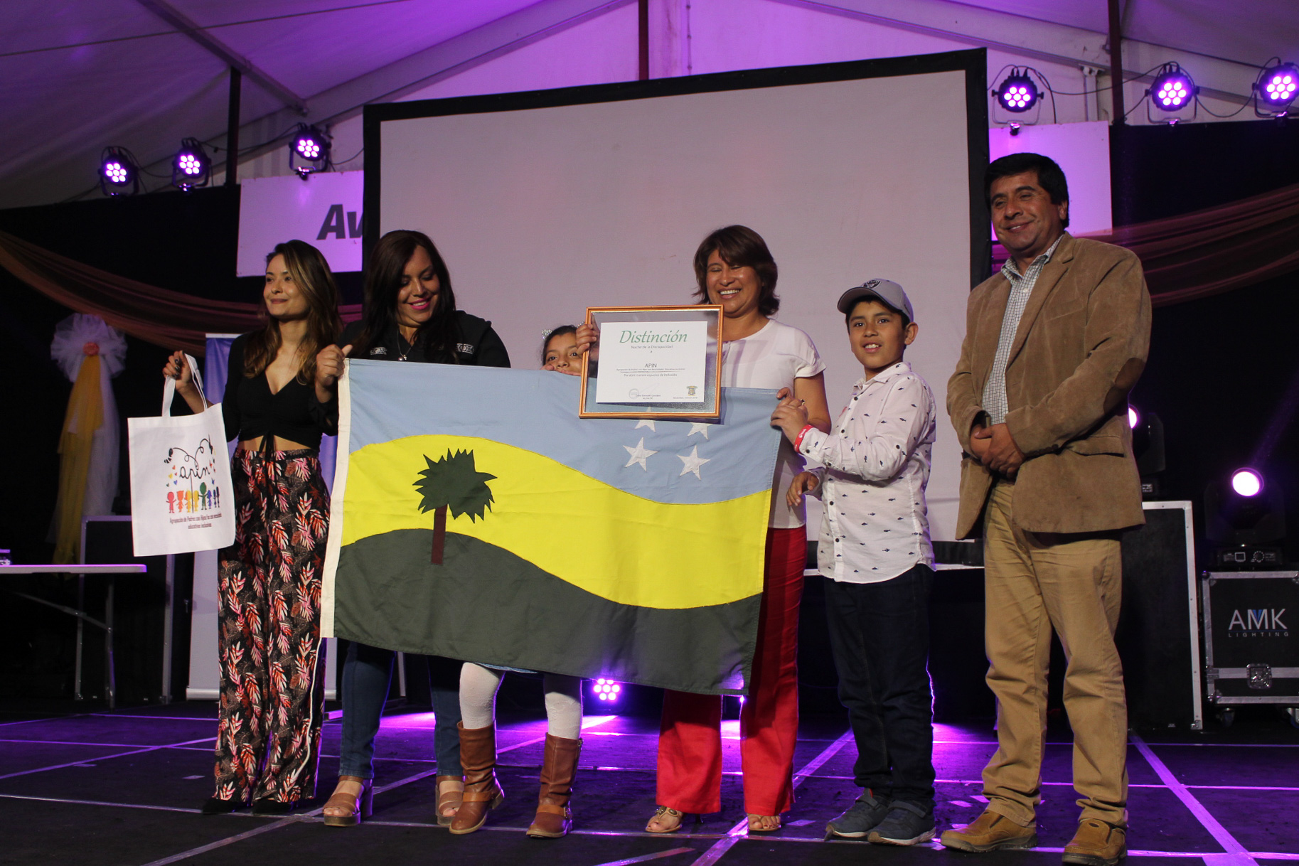 Directora Regional de SENADIS destacó el trabajo inclusivo de Concón en la Sexta Noche de la Discapacidad