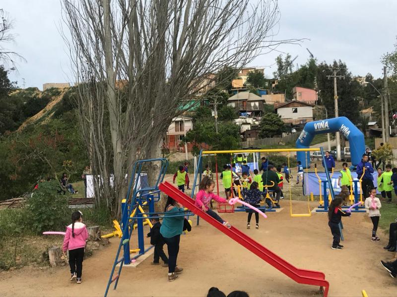 Municipio de Viña del Mar construirá plaza de juegos para conjunto habitacional de Santa Julia