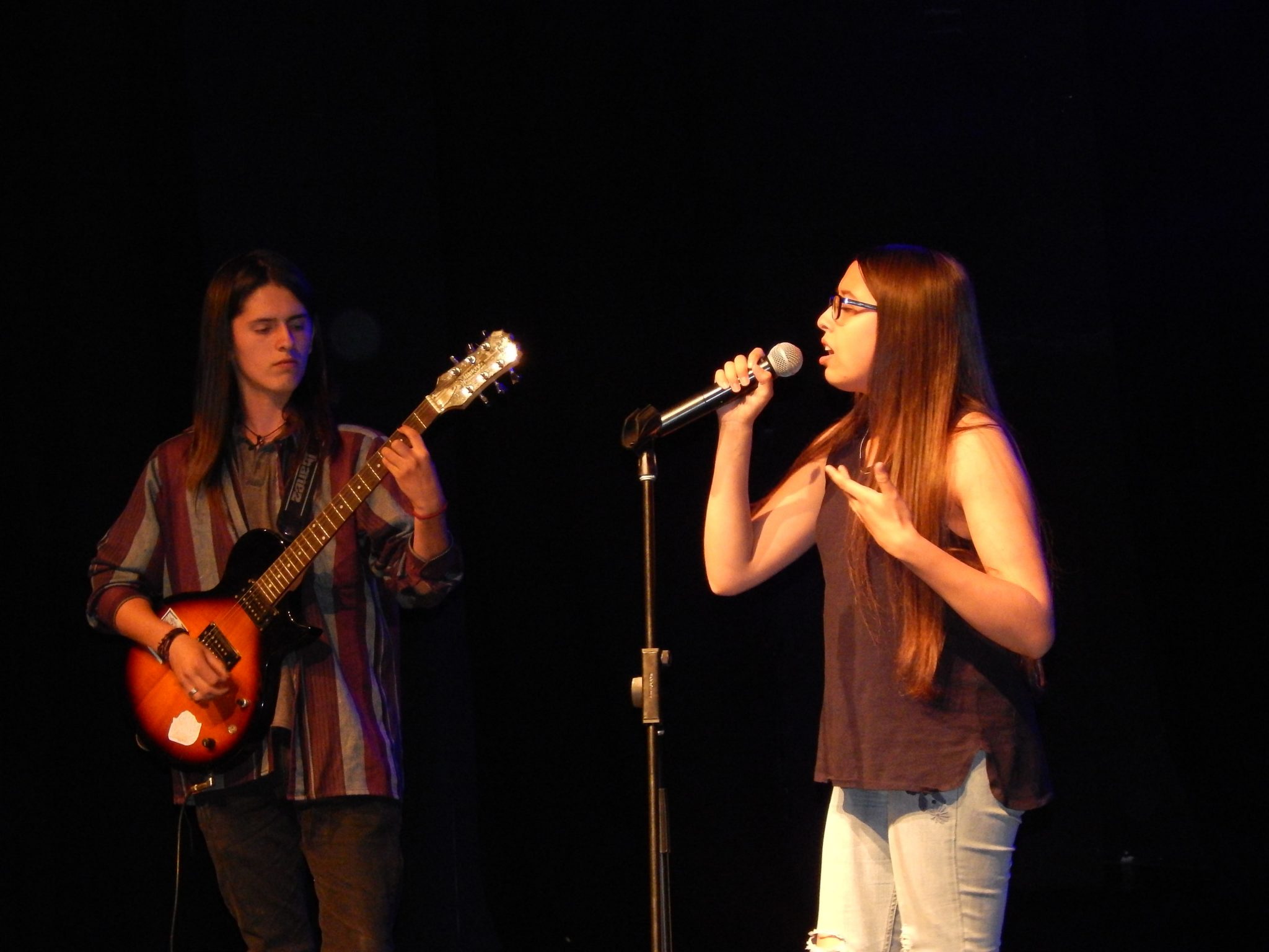 Niños y jóvenes se lucieron en “Primer Festival de la Voz Estudiantil” de Quilpué