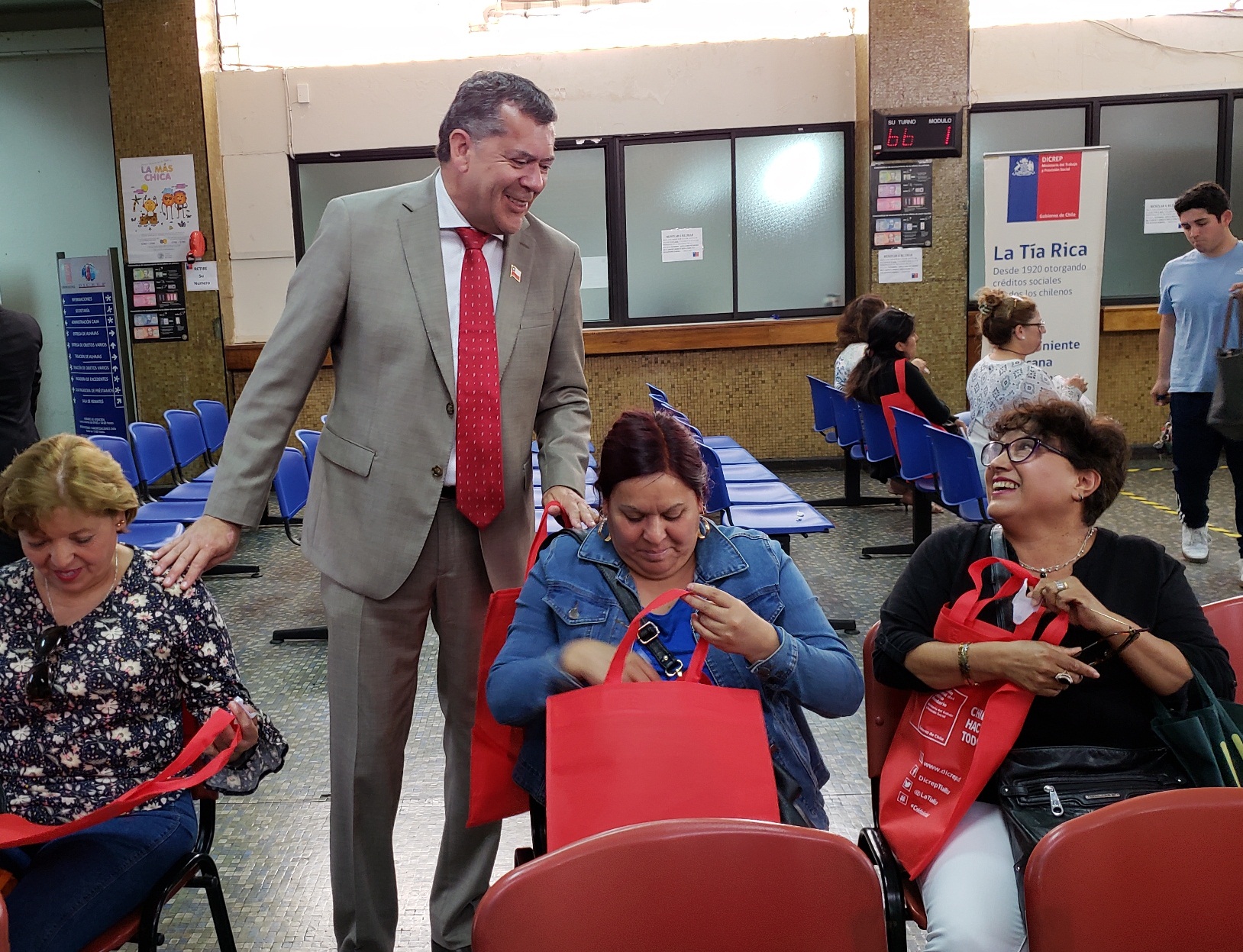 Autoridades difunden aumento de la tasación por gramo de oro realizado por la DICREP