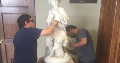 Pinturas y esculturas de Viña del Mar que se encuentran en el Senado fueron sometidas a una mantención preventiva