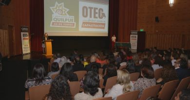 Quilpué: Más de 100 asistentes de la educación fueron capacitados a través de OTEC Municipal