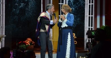 Chico Trujillo prende al Patagual en la noche inaugural de Olmué