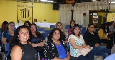 Concón: 32 mujeres se certificaron gracias a Programa Mujeres Jefas de Hogar de SERNAMEG