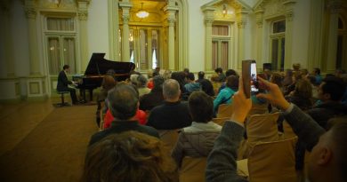 Concierto gratuito de piano interpretará música de conocidas películas en el Palacio Rioja