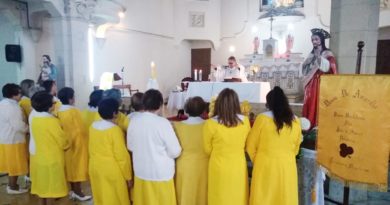 “Damas de Amarillo” del Hospital Carlos Van Buren cumplen 45 años de trabajo solidario