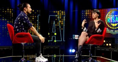 “Detrás de las Risas” de TVN: Tras críticas por sororidad Jani Dueñas enfrenta a Fran García Huidobro