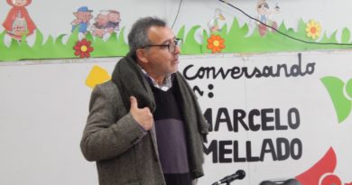 Quilpué: Estudiantes de Colegio Jorge Rock Lara compartieron interesante conversatorio con escritor nacional Marcelo Mellado