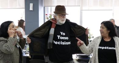 Con intervención en oficinas del IPS autoridades llaman al buen trato de personas mayores