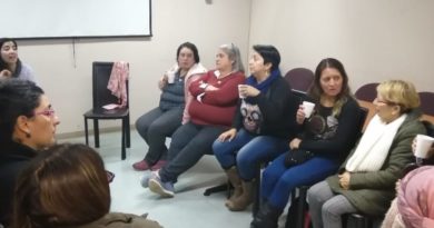 Pacientes oncológicas del Hospital Van Buren participan en taller para generar redes de apoyo