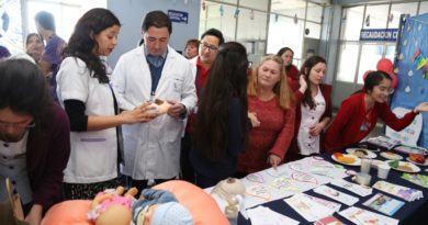 Lactancia Materna: Hospital Van Buren y Universidad de Valparaíso se unen para educar al respecto