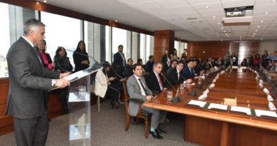 Importadores y productores de aparatos eléctricos y electrónicos firman Acuerdo de Producción Limpia