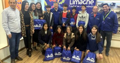 Limache: Jóvenes atletas reciben zapatillas para el Nacional