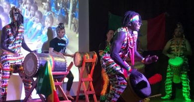 Por éxito de convocatoria, espectáculo con ritmos de Senegal, África se repetirá en el Palacio Rioja