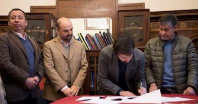 Corporación Municipal de Valparaíso firmó con sindicato de los cementerios un acuerdo de convenio colectivo