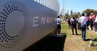 ENAP llama a la calma y descarta desabastecimiento por algún eventual paro