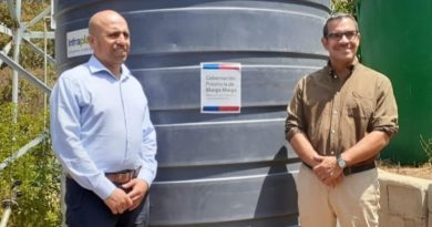 Olmué: Vecinos reciben estanques para almacenar agua