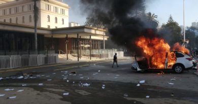 Apedreo cercano al frontis de la Quinta Vergara marcó jornada de incidentes en Viña del Mar