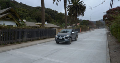 Se registra rápido avance en reposición de pavimento de calle Salvador Vergara en Reñaca