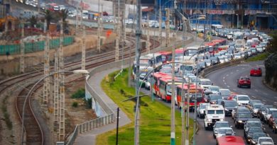 Kilométrico taco sobre 3 horas tuvieron que esperar conductores para ingresar a Valparaíso en el primer día laboral de cuarentena