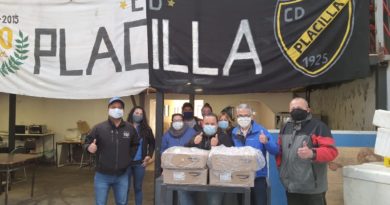Twitteros Solidarios ha entregado alimentos a 114 ollas comunes de la zona en tiempos de pandemia