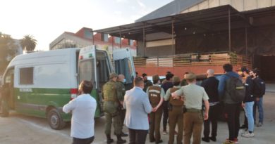 Fiesta clandesina en Quillota dejó más de 60 detenidos