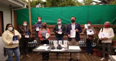 Corporación regional del Turismo entregó kit´s de señaléticas y termometros a emprendedores de la provincia de San Antonio