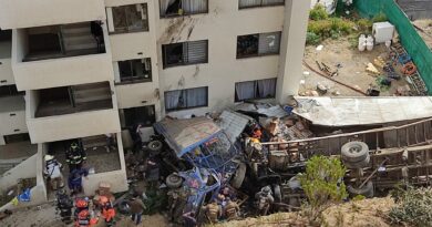 Tres vehículos desbarracaron por el camino Troncal en Viña del Mar