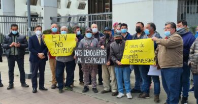 Alcalde y concejales respaldan demandas de pescadores de ex caleta Sudamericana