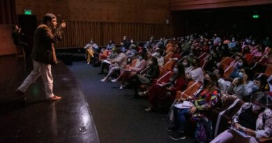 Funcionario del Congreso Nacional con Síndrome de Down dictó charla en Quilpué