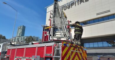 Hospital Dr. Gustavo Fricke y Bomberos de Viña del Mar realizan ejercicios de emergencia