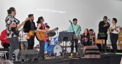 Guitarrista de Los Jaivas tocó en concierto de fin de año de la Banda Música Ensamble