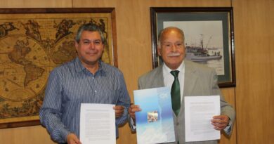 IFOP y Escuela de Tripulantes de Valparaíso, firman convenio de colaboración