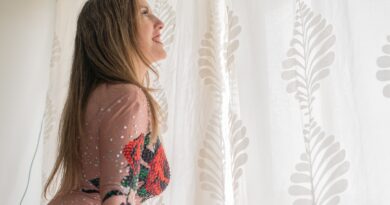 Yoys cierra el 2022 con su nuevo sencillo y videoclip “Amada Primavera”