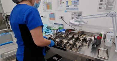 25 mil piezas de instrumental médico se procesan en la nueva central de esterilización de la municipalidad de Quillota