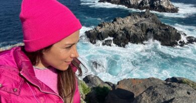 Este sábado se estrena una nueva temporada de “Somos caleta”, con Loreto Aravena siendo parte activa de las personas que trabajan en torno al mar