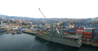 Soluciones habitacionales para los isleños llevará el buque de transporte “Aquiles” a Rapa Nui