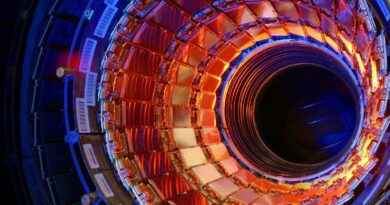 Chilenos serán parte del experimento de física de partículas más importante del mundo