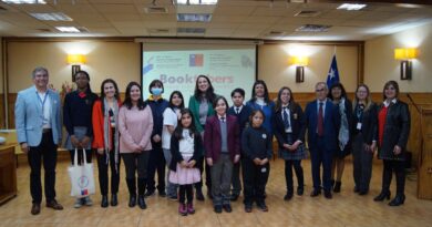 Ocho estudiantes fueron reconocidos a nivel regional como Booktubers destacados de las Bibliotecas CRA 2023.
