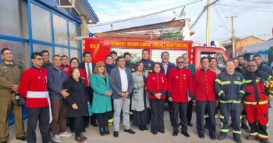Bomberos de Santa María firmó convenio con Esval para recaudar fondos a través de la cuenta del agua.
