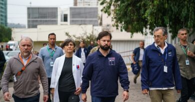 Autoridades inspeccionaron el Hospital Dr. Gustavo Fricke y la red de Atención Primaria de Salud en busca de garantizar la atención adecuada a los heridos por los incendios.