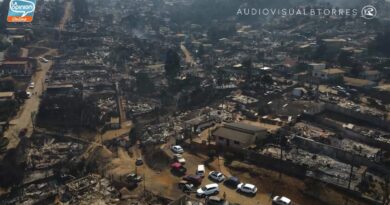 Impactante sobrevuelo en la zona afectada por el mega-incendio en Viña del Mar.