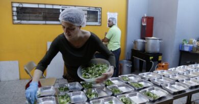 Campaña solidaria post incendio: Escuela Popular de Artes solicita donaciones para centro de acopio y olla común