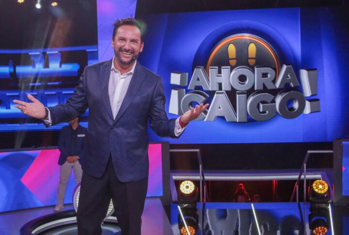 Presentador de Ahora Caigo, éxito de TVN. El canal busca ideas de entretención familiar para su programación 2025.