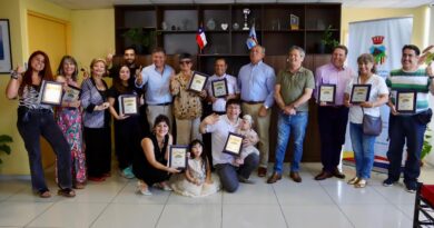 Villa Alemana premió a los ganadores del Concurso de Ornamentación Navideña.