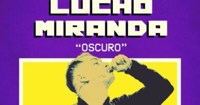 Lucho Miranda, comediante chileno, en póster de su show "Oscuro" en Enjoy Viña del Mar. Humor negro, colores vibrantes.