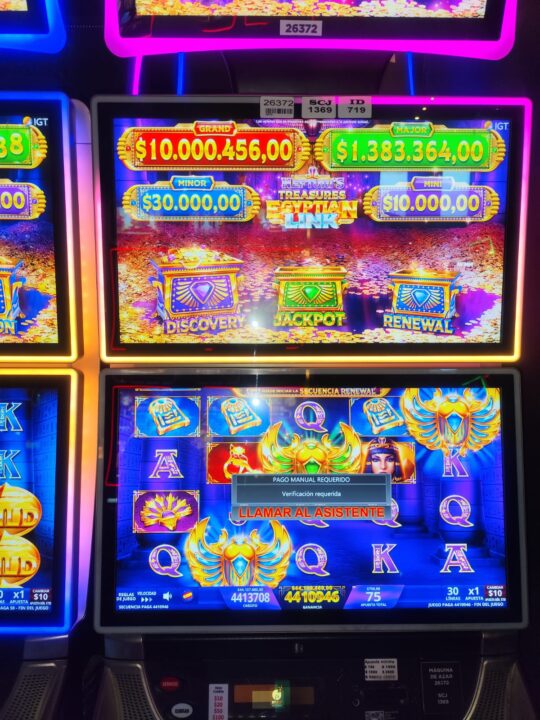 Tragamonedas en Enjoy Viña del Mar con "Pago Manual Requerido" tras ganar 44 millones de pesos con apuesta de 750.